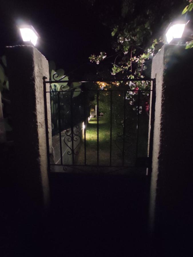 Rosegarden Villa Sámi Eksteriør bilde