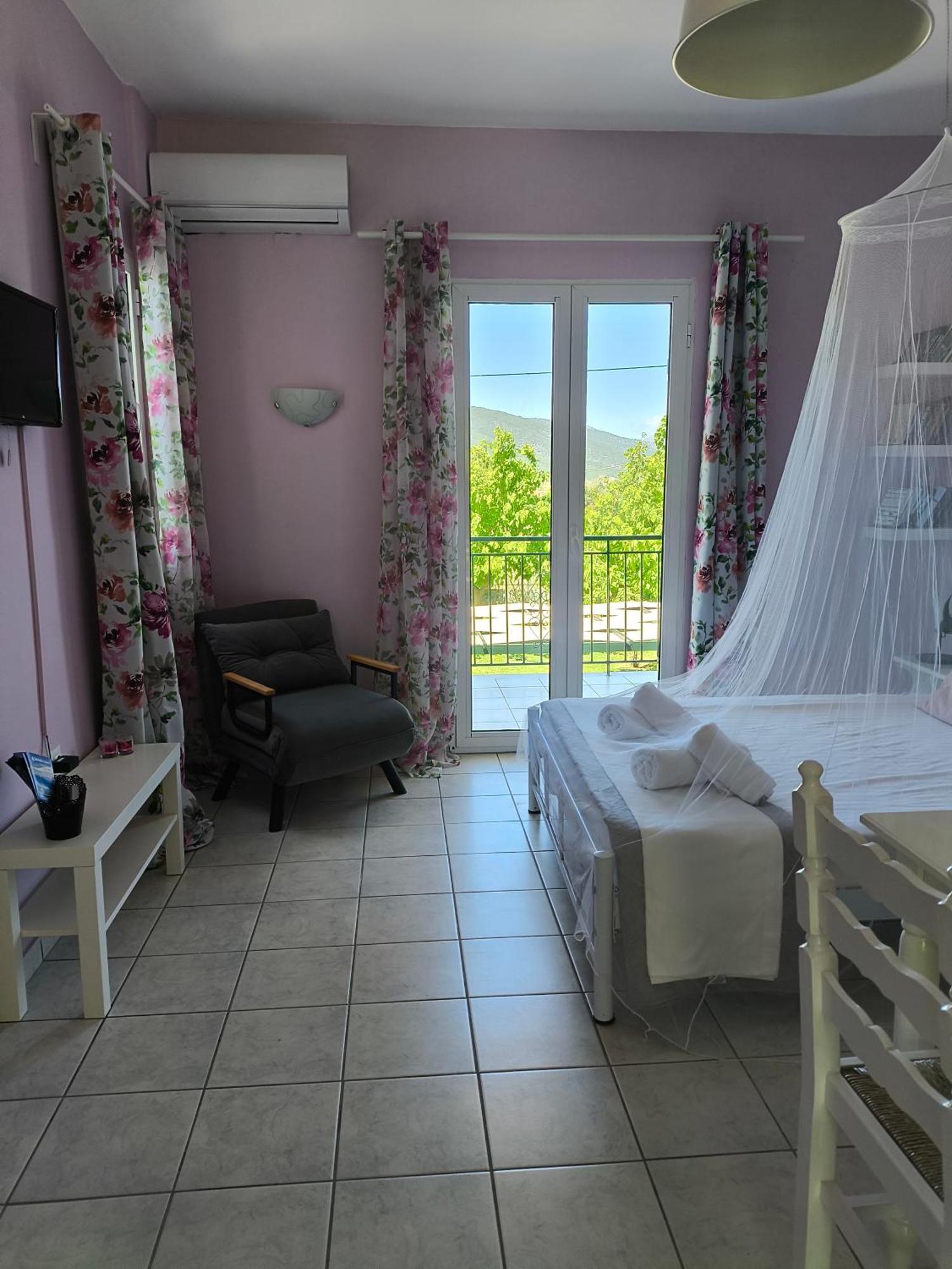 Rosegarden Villa Sámi Rom bilde